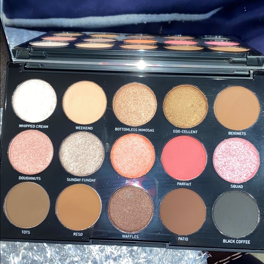 Morphe 15b brunch babe eyeshadow palette